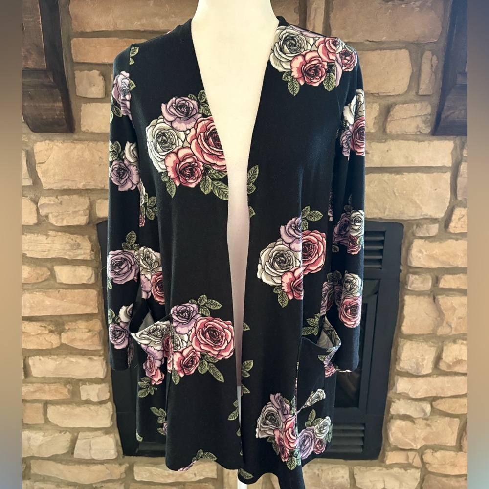 LuLaRoe Small “Caroline” Cardigan-Rose print